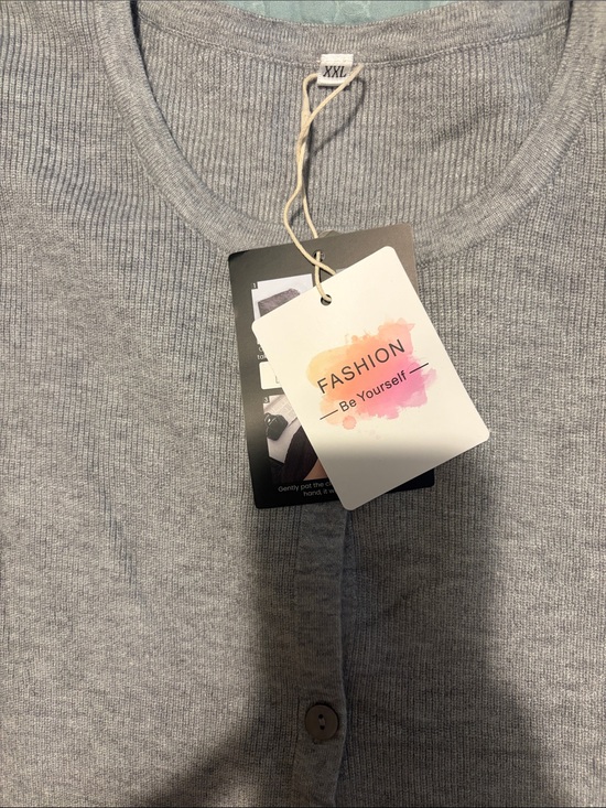 Tops - Women's Gray Ribbed Button-Front Top